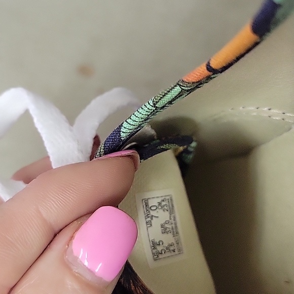 Vans tropical woman's 7 - Picture 2 of 8